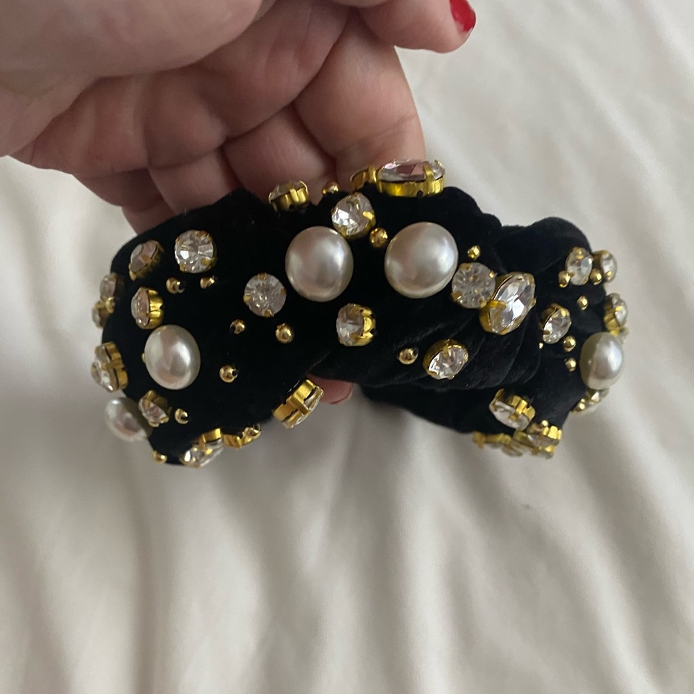 Lele Sadoughi Embellished Black Velvet Headband